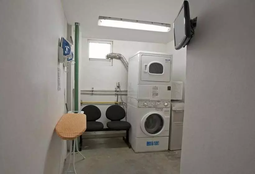 酒店 Memora Express