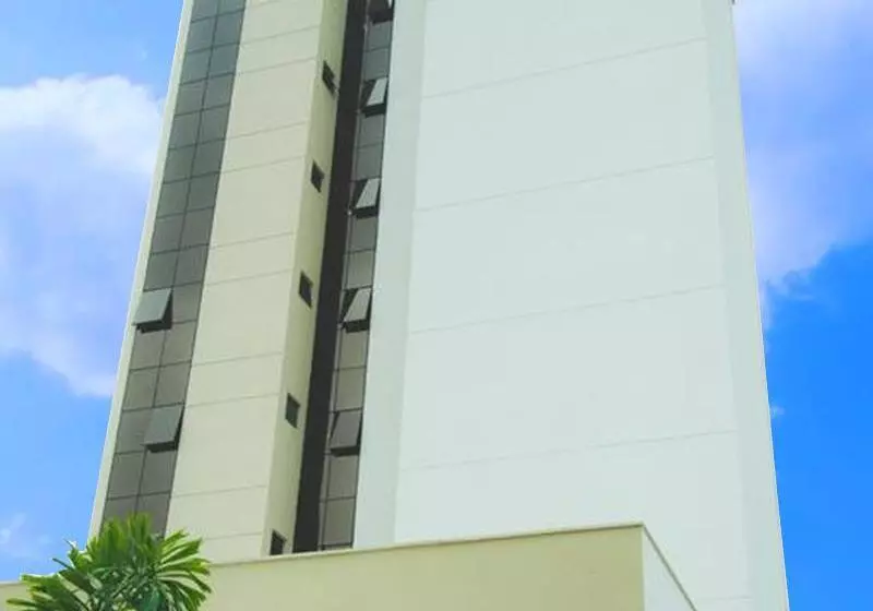 בית מלון כפרי Nobile Suites Gran Lumni