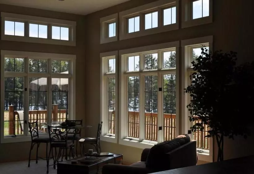 ホテル Northernaire Resort