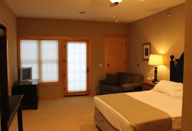 בית מלון כפרי Northernaire Resort