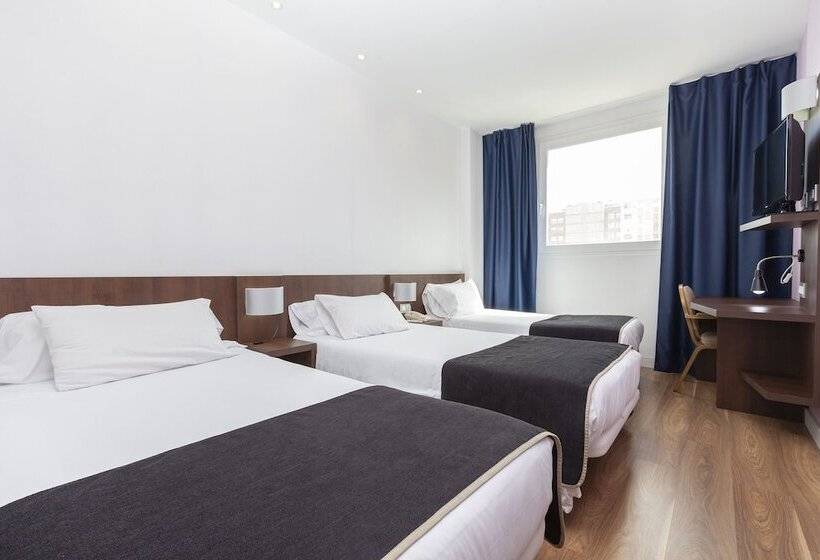 ホテル Olympia Universidades