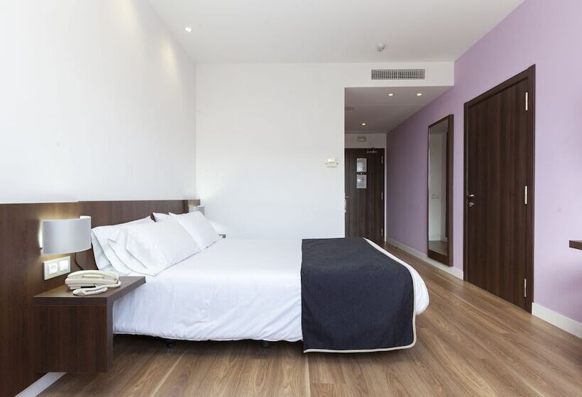 ホテル Olympia Universidades