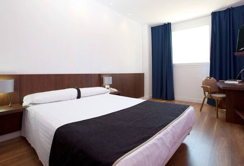 ホテル Olympia Universidades