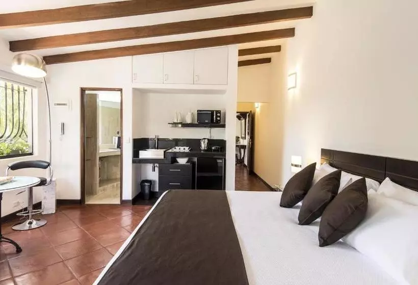 בית מלון כפרי Posada Bella