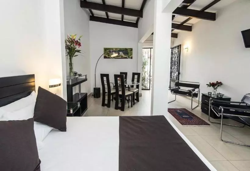 בית מלון כפרי Posada Bella