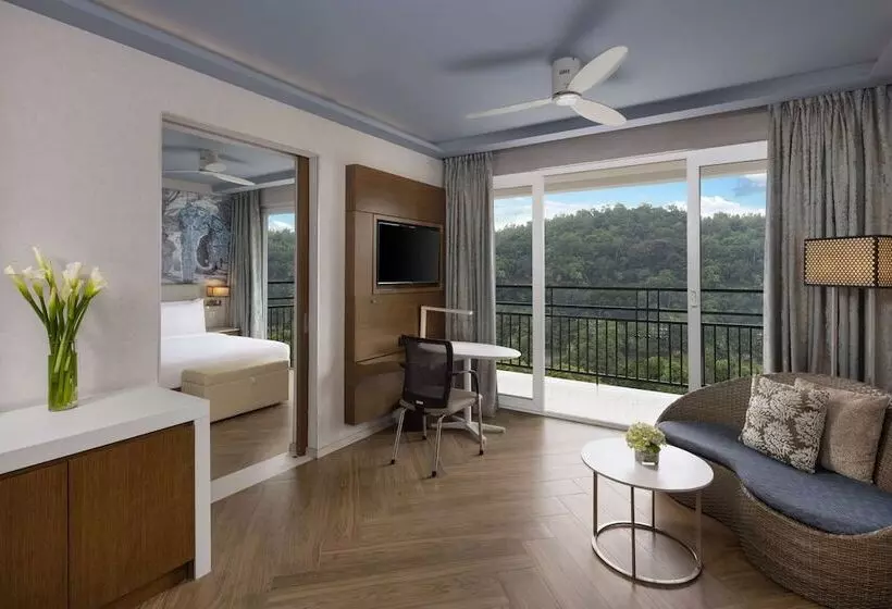 Radisson Hotel Kandy