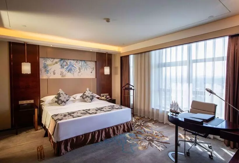 Hôtel Ramada Yiyang Taojiang