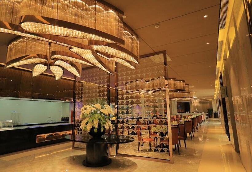 호텔 Ramada Yiyang Taojiang