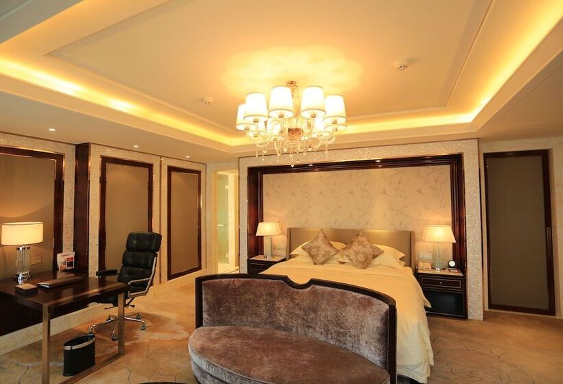 호텔 Ramada Yiyang Taojiang