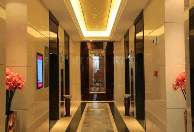 호텔 Ramada Yiyang Taojiang