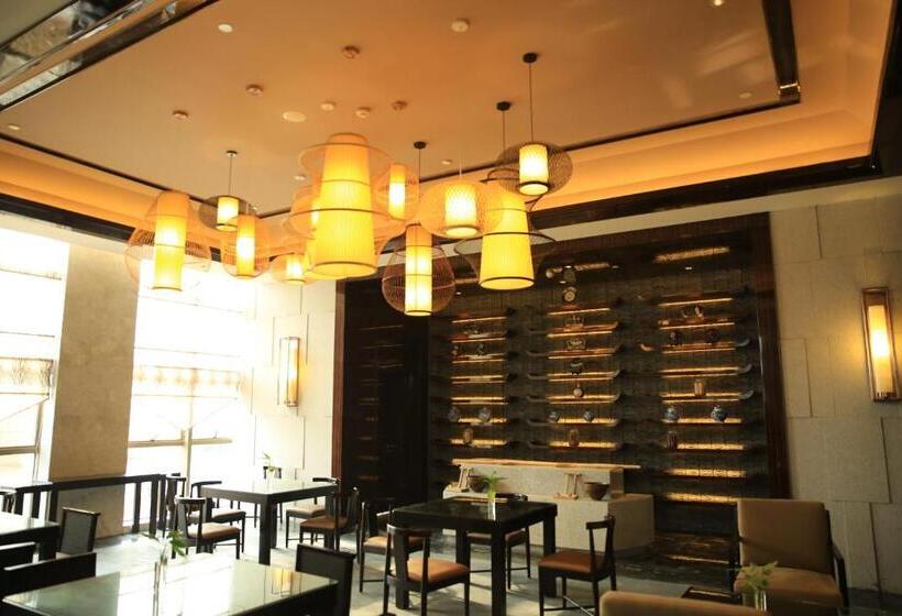 호텔 Ramada Yiyang Taojiang