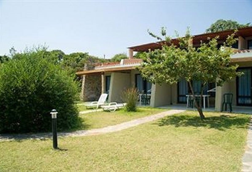 בית מלון כפרי Stintino Calas