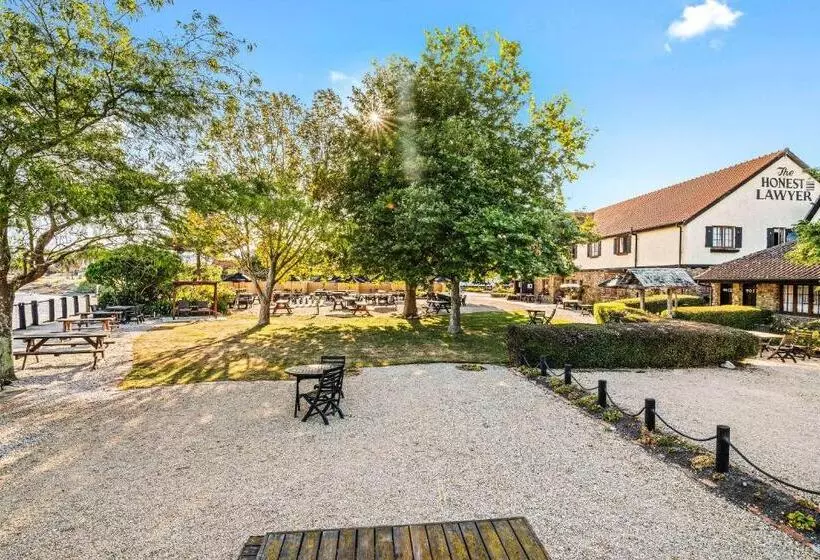 The Honest Lawyer, Ascend Hotel Collection