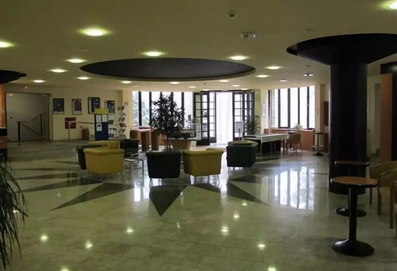 호텔 Tomislavov Dom