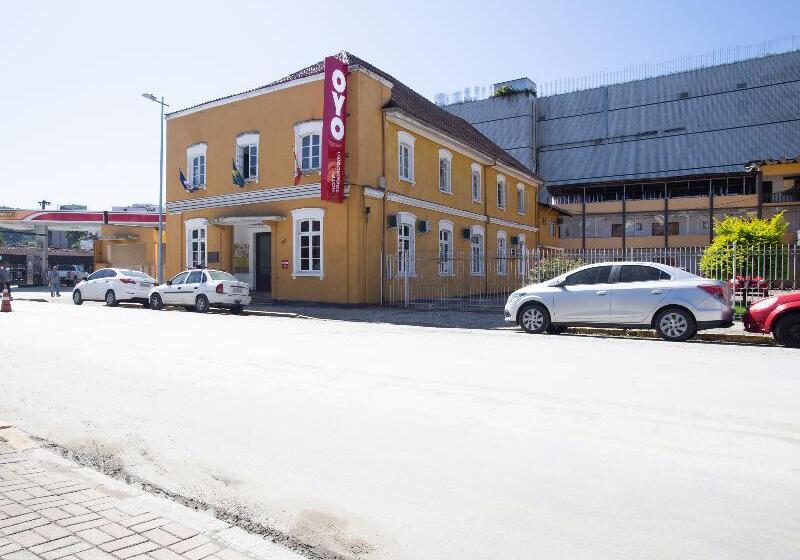 בית מלון כפרי Trocadero