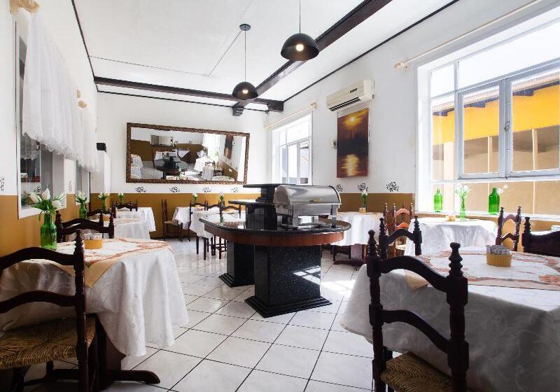 בית מלון כפרי Trocadero