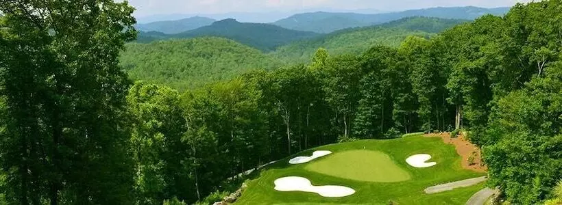 فندق على الطريق 200 Main