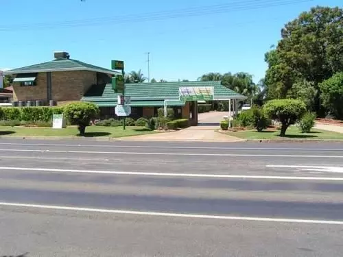 모텔 Tommo's Motor Lodge