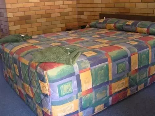 모텔 Tommo's Motor Lodge