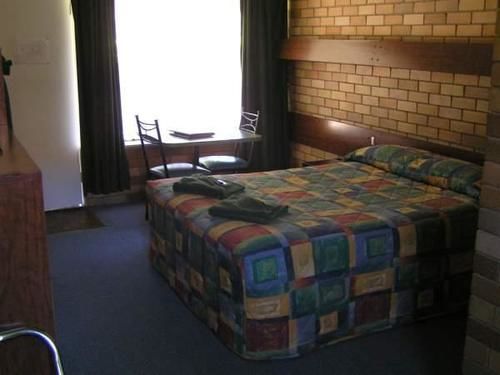 فندق على الطريق Tommo's Motor Lodge