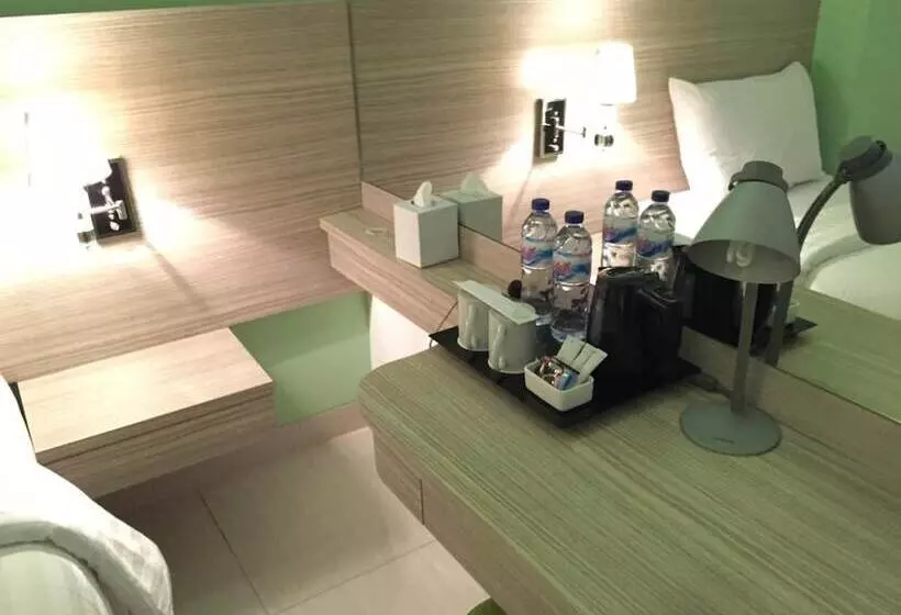 Whiz Prime Hotel Kelapa Gading