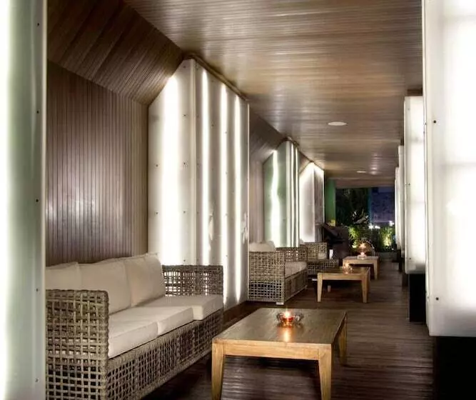 Whiz Prime Hotel Kelapa Gading