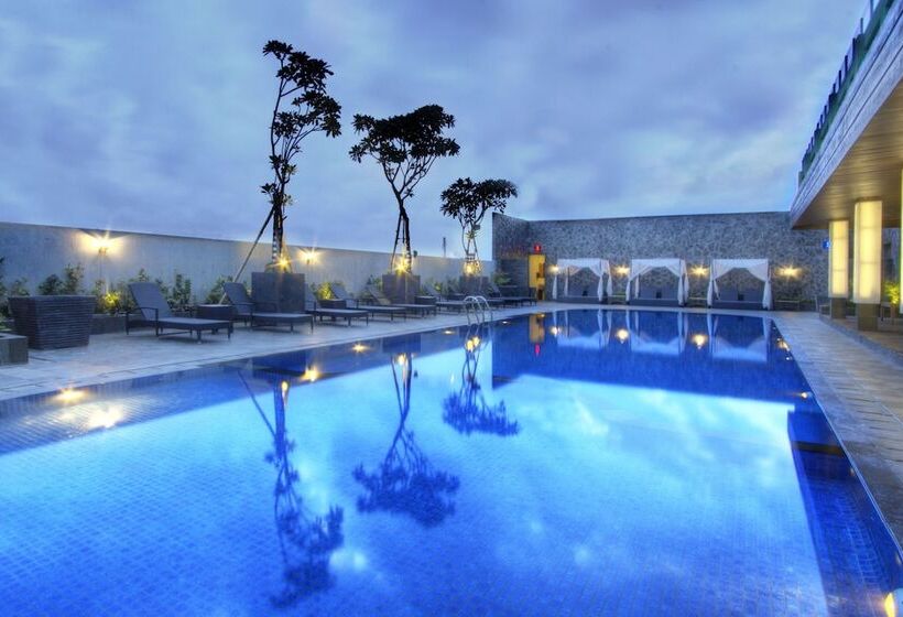 Whiz Prime Hotel Kelapa Gading