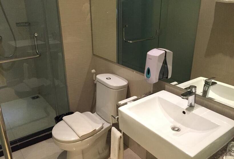 Whiz Prime Hotel Kelapa Gading