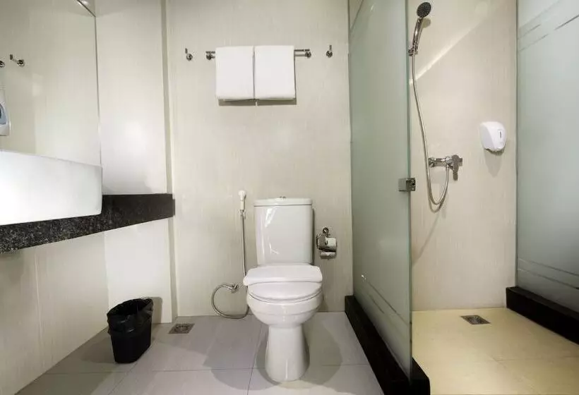 Whiz Prime Hotel Kelapa Gading