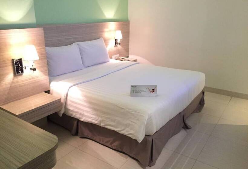 Whiz Prime Hotel Kelapa Gading