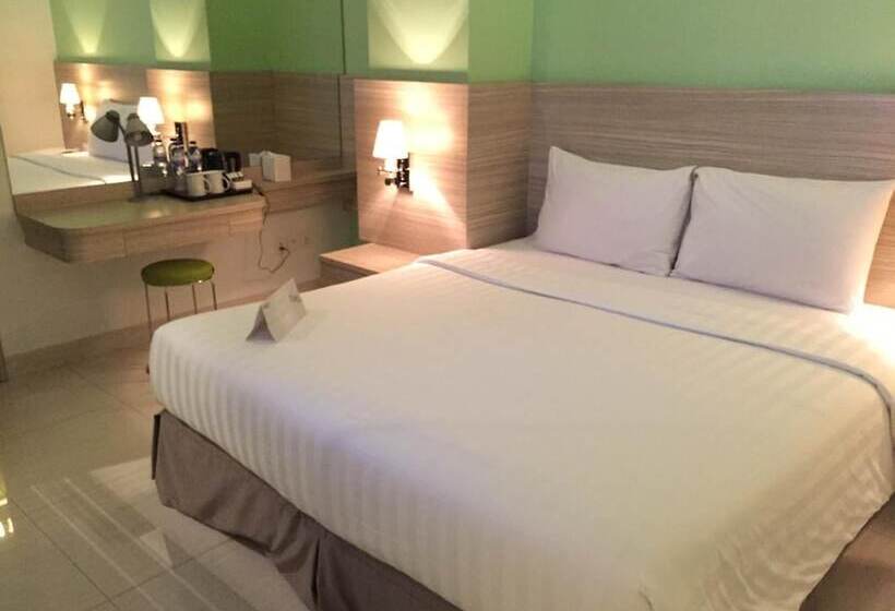 Whiz Prime Hotel Kelapa Gading