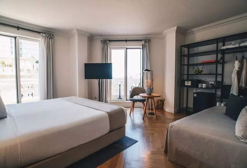 Dear Hotel Madrid