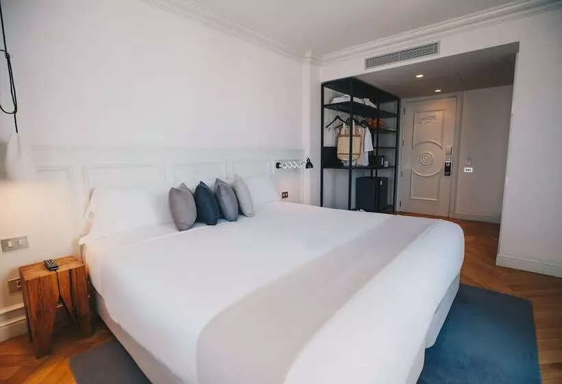 Dear Hotel Madrid