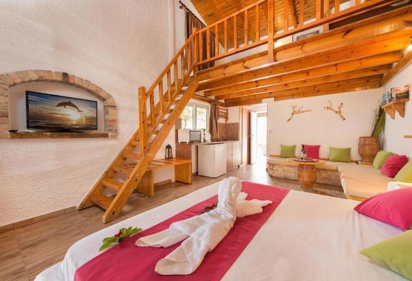 Elefteria Apts & Suites