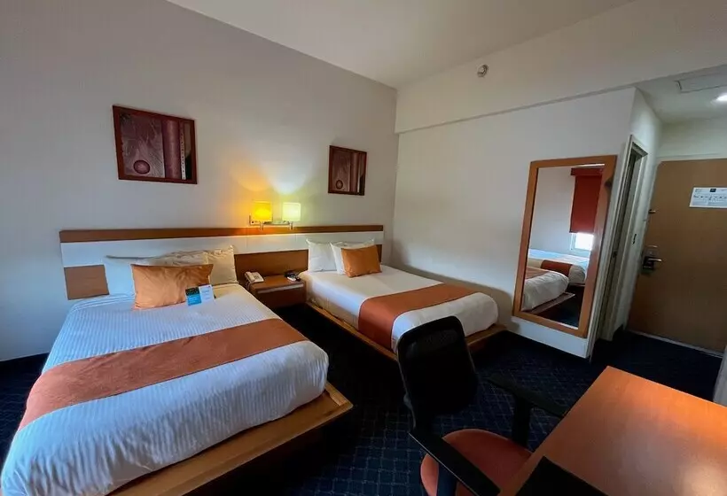 Greenwood Hotel Torreón