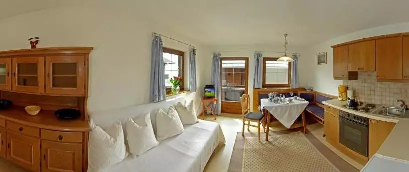 בית מלון כפרי Andreas