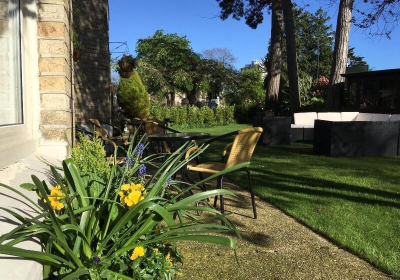 בית מלון כפרי Applewood