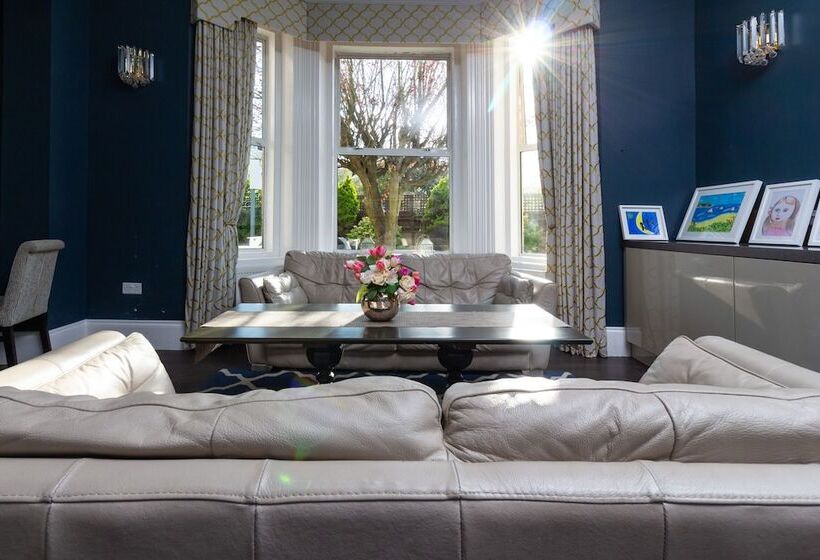 בית מלון כפרי Applewood