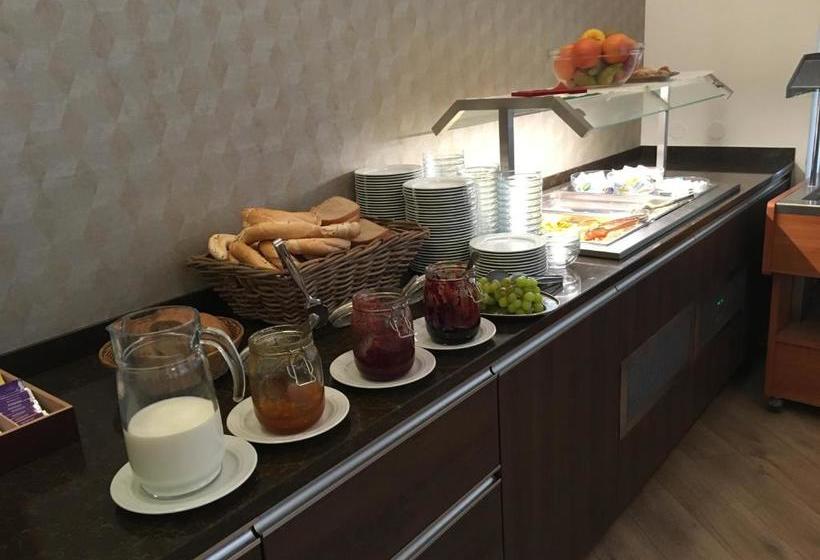 Hotel Bellevue Tlapak