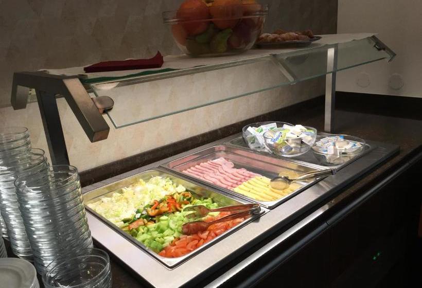 Hotel Bellevue Tlapak