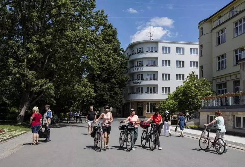 Hotel Bellevue Tlapak