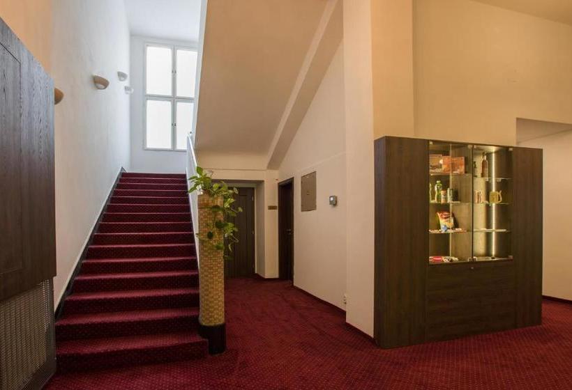 Hotel Bellevue Tlapak