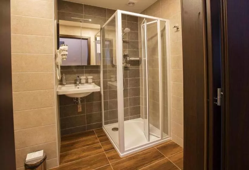 Hotel Bellevue Tlapak