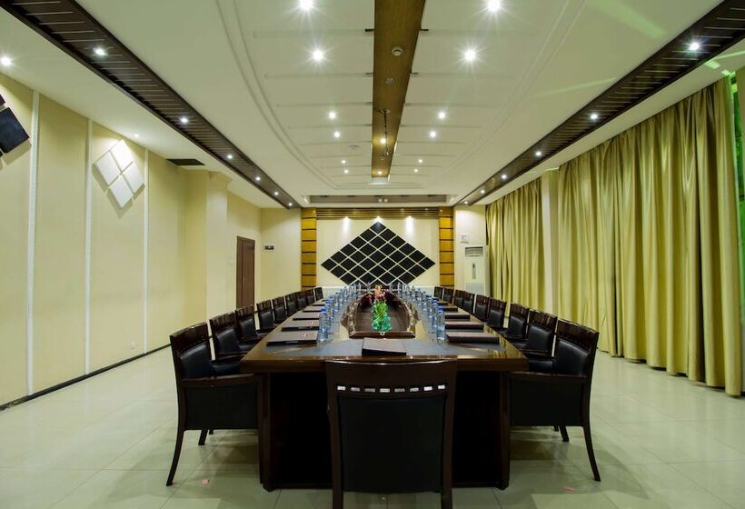 فندق Best Western Plus Paramount