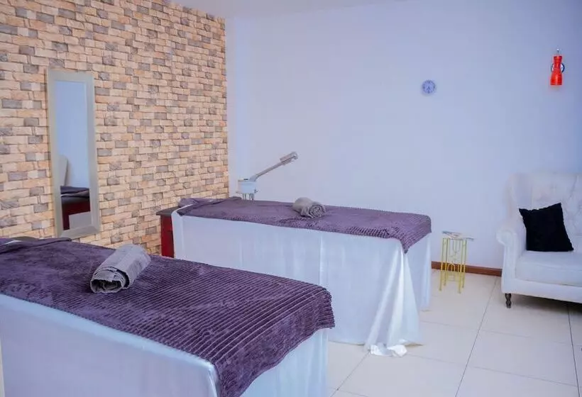 هتل Best Western Plus Paramount