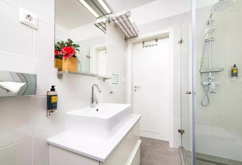 Bo33 Hotel Family & Suites