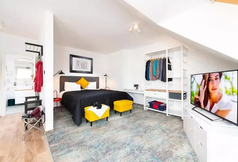 Bo33 Hotel Family & Suites