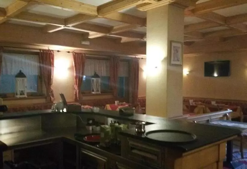 호텔 Garni Baita Cecilia