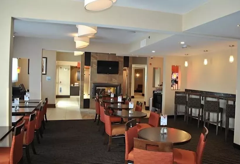 ホテル Holiday Inn Express Pittsburgh   Munhall, An Ihg