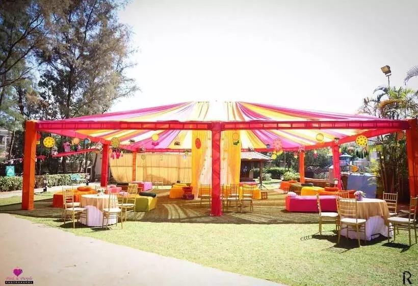 ホテル The Lagoona Resort